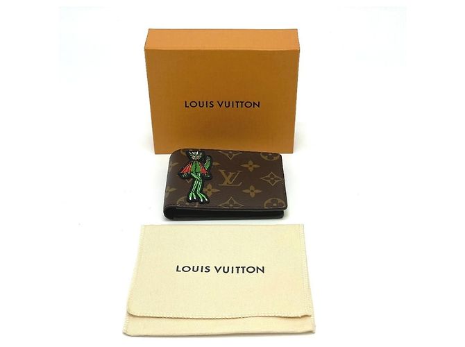 Louis Vuitton Brown Monogram Bi-Fold Wallet - view 10