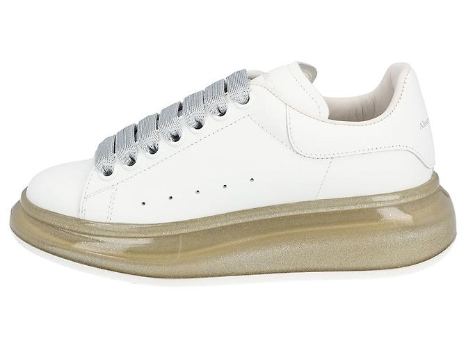 Sneaker Oversized 'Larry' da donna Alexander McQueen in bianco - vista 2