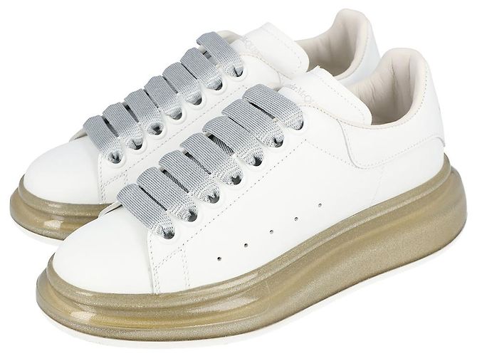 Sneaker Oversized 'Larry' da donna Alexander McQueen in bianco - vista 3