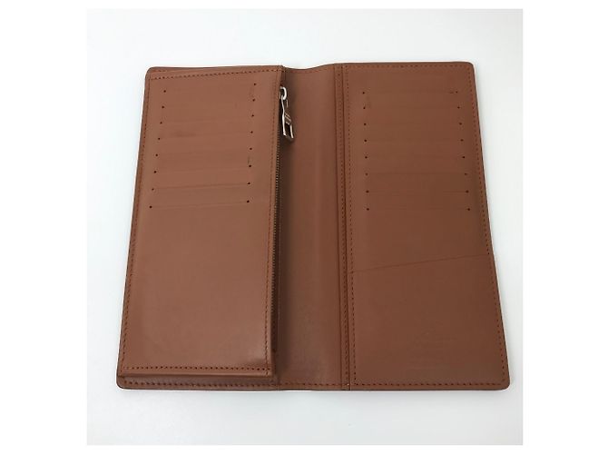 Cartera Larga Brazza NM Epi Louis Vuitton Castaño - vista 7