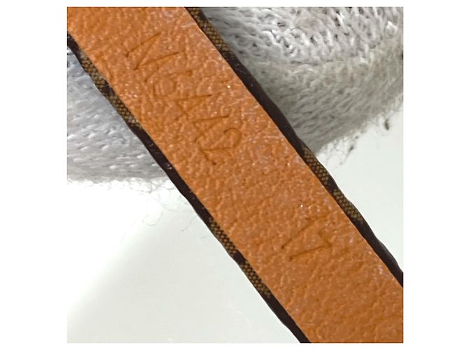 Bracciale Charm Monogramma Louis Vuitton Marrone - vista 14