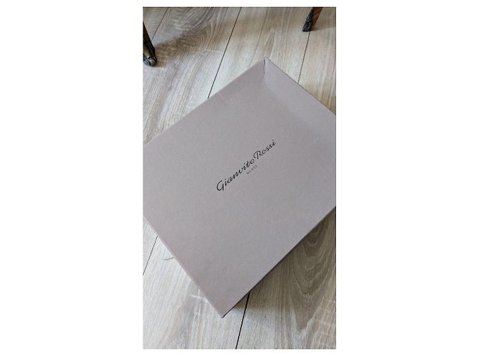 Fiona Strick Stiefeletten von Gianvito Rossi aus schwarzer Wolle - Ansicht 13