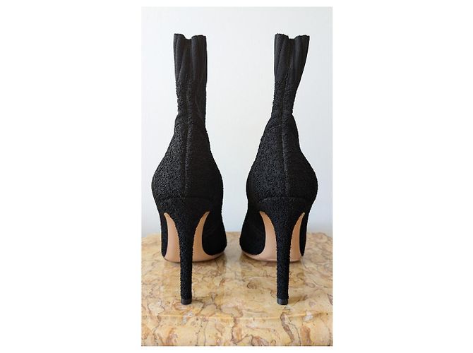 Fiona Strick Stiefeletten von Gianvito Rossi aus schwarzer Wolle - Ansicht 3