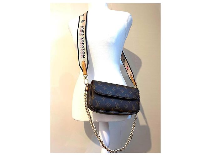 Louis Vuitton Correa Diana Beige - vista 5