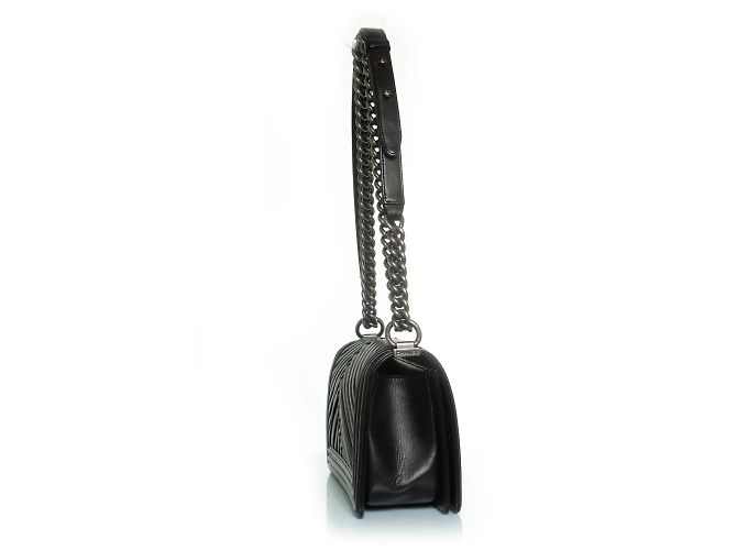 Chanel, borsa boy in pelle di agnello plissettata a zigzag Nero - vista 4
