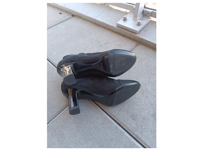 Stivaletti Louis Vuitton in pelle nera 36.5 Nero - vista 12