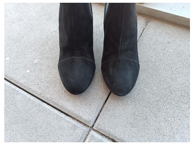 Stivaletti Louis Vuitton in pelle nera 36.5 Nero - vista 6
