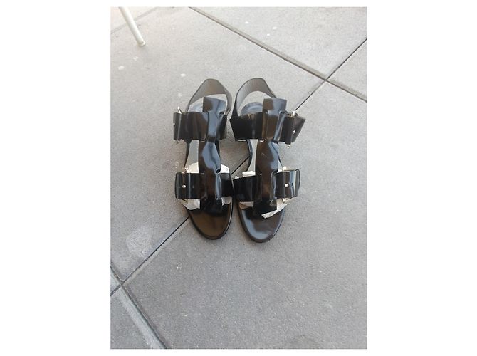 Sandali Chloé in vernice nera Nero - vista 9