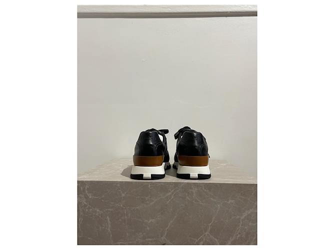 Hermès Tênis HERMES T.EU 36 Couro Preto - vista 5
