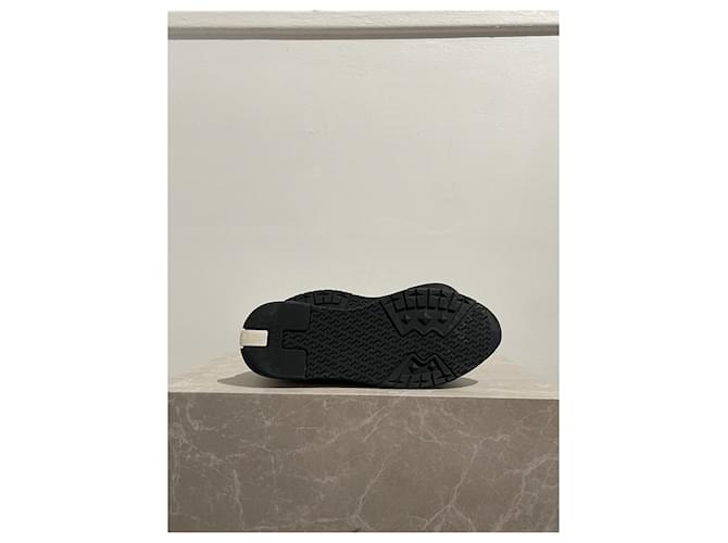 Hermès Tênis HERMES T.EU 36 Couro Preto - vista 6