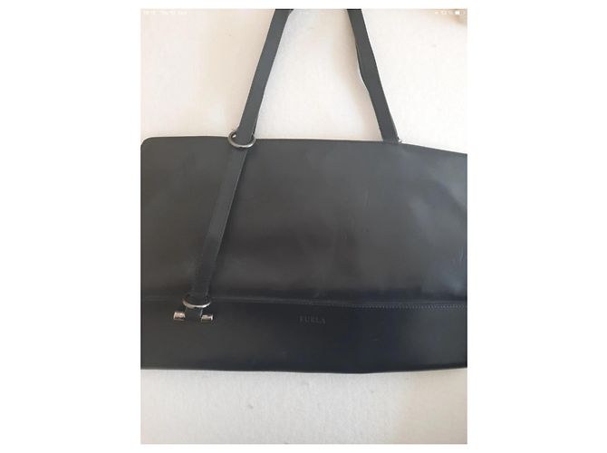 Furla Handtasche aus schwarzem Lackleder mit Silberhardware Silber Hardware - Ansicht 2
