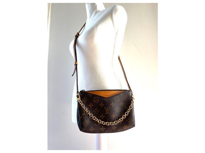 Louis Vuitton Pallas Borsa a mano monogramma marrone - vista 2
