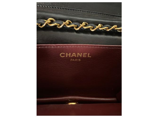 Chanel Mademoiselle Mini Borsa Nera in Pelle Nero - vista 9