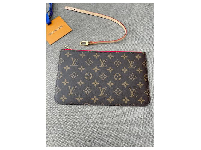 Louis Vuitton Neverfull Castaño - vista 2