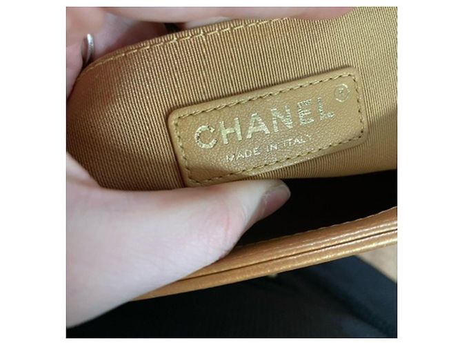 Bolsa Boy Flap Medium Matelassê Chanel em Couro de Cordeiro Marrom Vermelho - vista 7