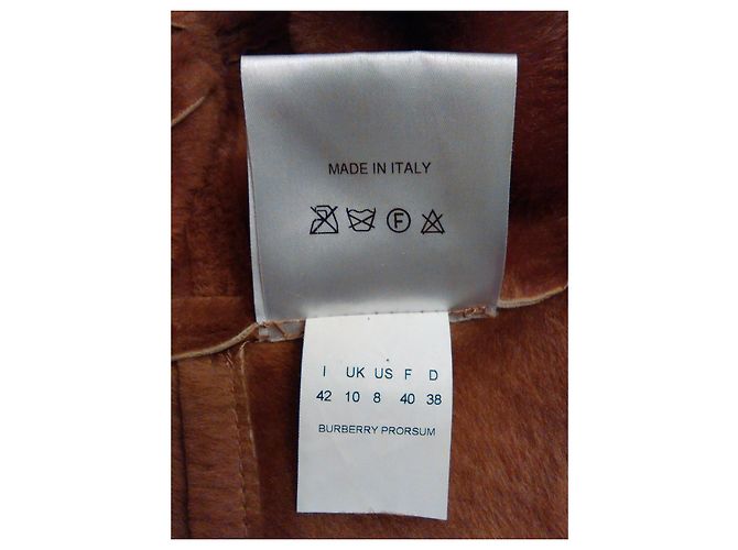 BURBERRY CAPITTO DOPPIOPETTO IN SHEARLING. Beige - vista 8