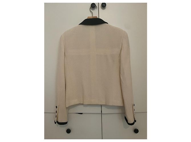 Cambon CHANEL VINTAGE CC LOGO BUTTON BLAZER JACKET FR40 White - view 2