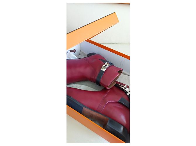 Stivaletti Hermès Neo in pelle nero e rosso scuro Bordò - vista 9