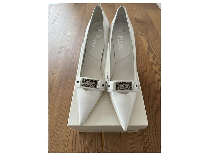 Christian Dior Street Chic Pumps 9cm weiß - Ansicht 2