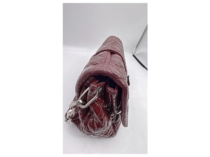 New Look Dior Nova bolsa de aba Lock em verniz vermelho médio com quilt cannage - vista 5