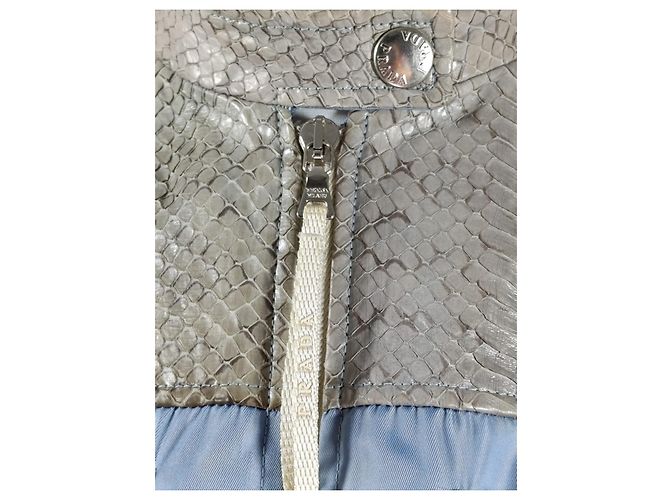 Prada Jacke aus Peyton Leder und Nylon hellblau - Ansicht 8