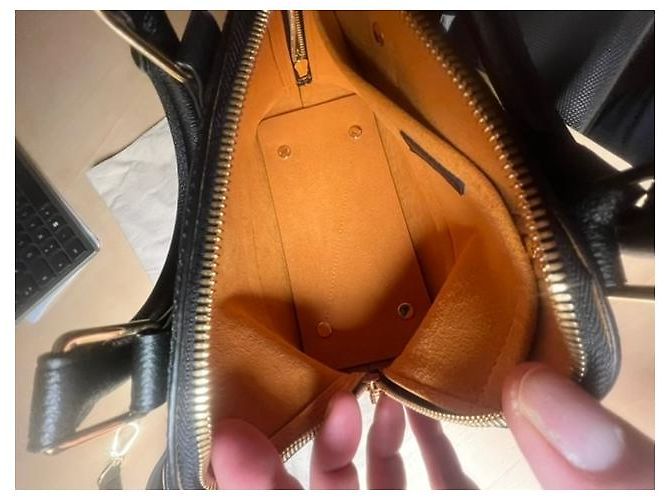 Louis Vuitton Neo Alma BB Borsa nera in pelle Nero - vista 14