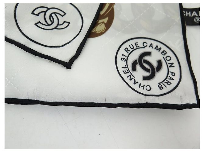 FULAR CHANEL LOGO CC E CATENE QUADRATO 90 CM IN SETA BIANCA Bianco - vista 10