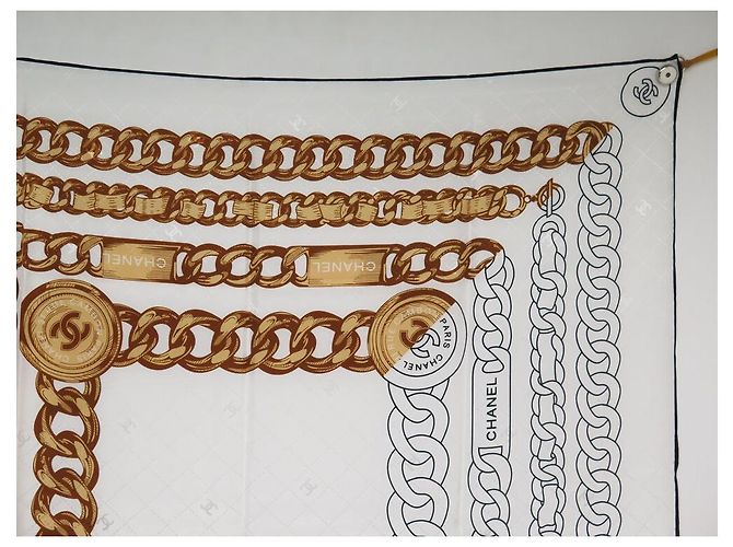 FULAR CHANEL LOGO CC E CATENE QUADRATO 90 CM IN SETA BIANCA Bianco - vista 3