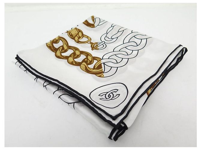 FULAR CHANEL LOGO CC E CATENE QUADRATO 90 CM IN SETA BIANCA Bianco - vista 7