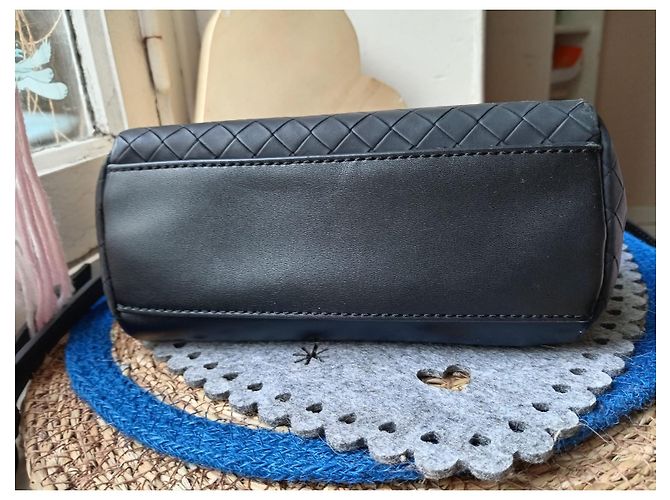 Borsa a mano Guess in pelle nera Nero - vista 10