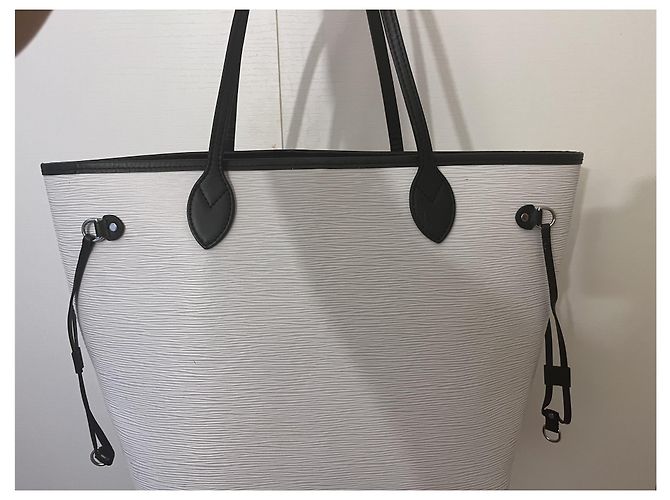 Borsa neverfull Louis vuitton in pelle epi Bianco - vista 2