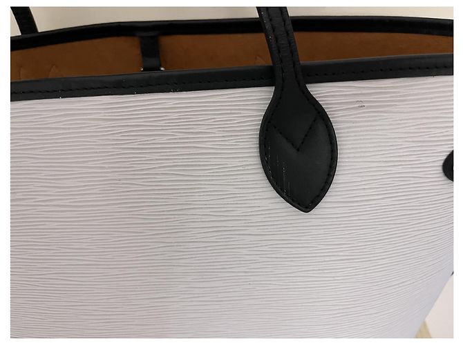 Borsa neverfull Louis vuitton in pelle epi Bianco - vista 9