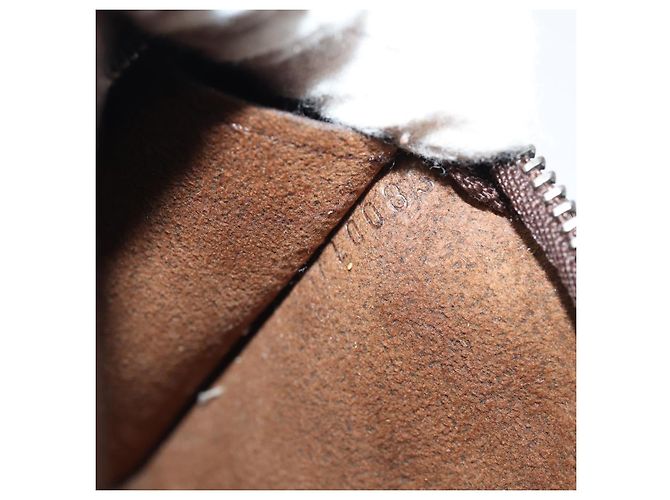 LOUIS VUITTON Epi Bucket PM Pouch Pouch Mocha LV Auth 83164 Marrone - vista 12