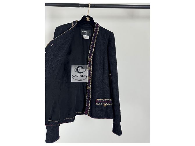Chanel Ikonische schwarze Tweedjacke aus Paris / Shanghai - Ansicht 10