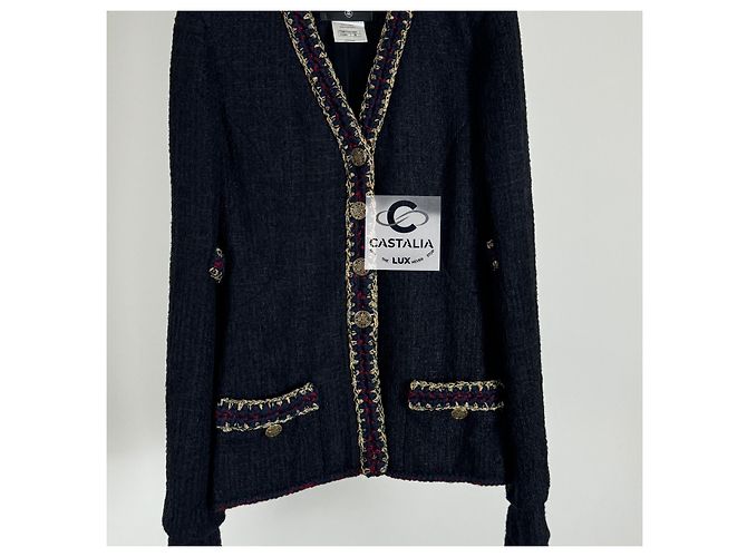 Chanel Ikonische schwarze Tweedjacke aus Paris / Shanghai - Ansicht 11