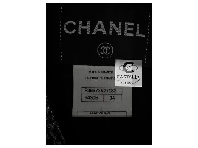 Chanel Ikonische schwarze Tweedjacke aus Paris / Shanghai - Ansicht 9