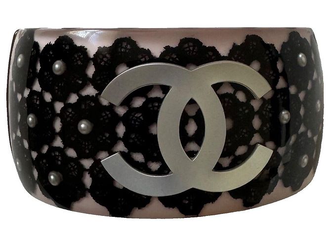 Chanel Armreif mit falschen Perlen und CC-Spitzenblumen Schwarz Pink Weiß - Ansicht 6