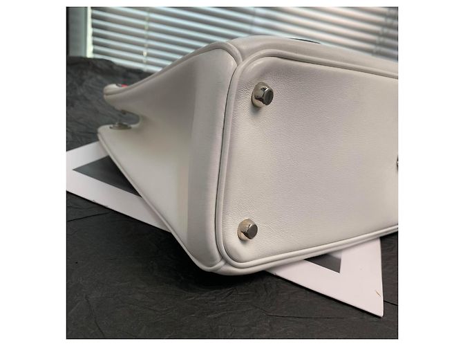 Borsa a mano Christian Dior Diorissimo in pelle bianca Bianco - vista 3
