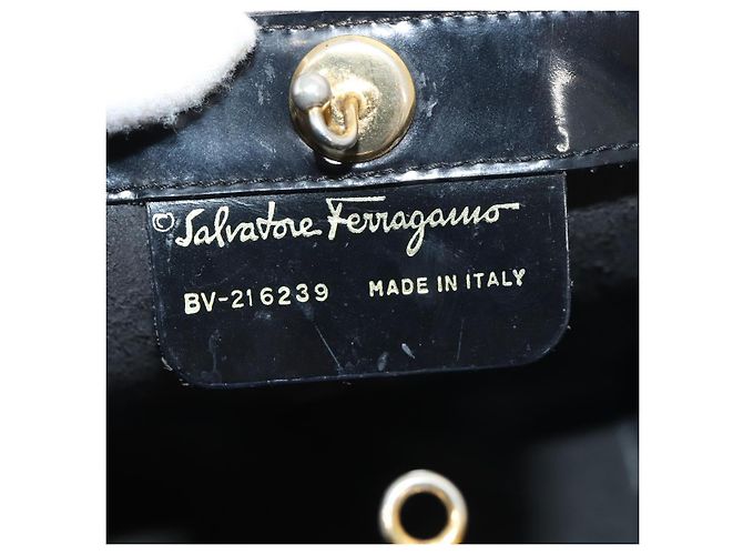 Borsa a mano Salvatore Ferragamo Smalto Nero Oro Auth bs16870 D'oro - vista 17