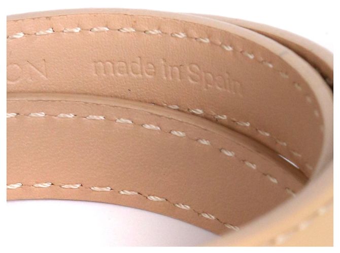 LOUIS VUITTON - Louis Vuitton triple tour bracelet in beige leather (T17) - view 5