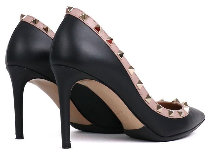Valentino Garavani VALENTINO - Décolleté Valentino Rockstud in pelle nera (T37) Nero - vista 3