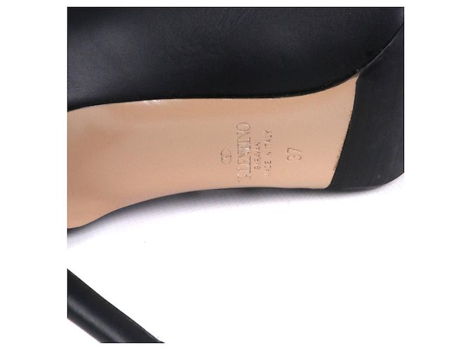 Valentino Garavani VALENTINO - Décolleté Valentino Rockstud in pelle nera (T37) Nero - vista 5