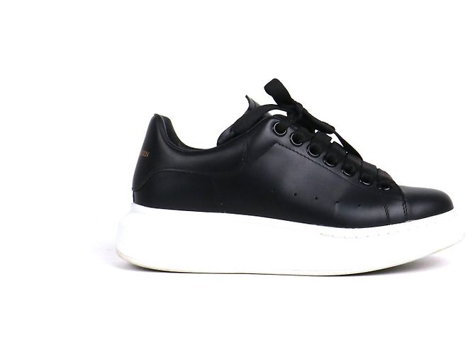 ALEXANDER MCQUEEN - Sneakers oversized Alexander McQueen in pelle nera (T36.5) Nero - vista 2