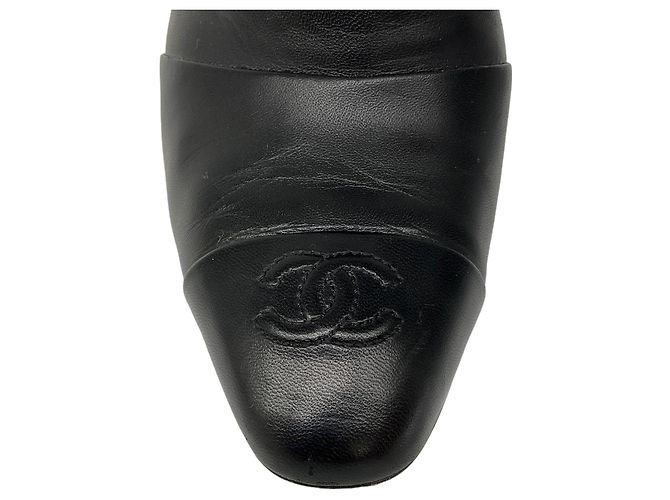 Mules in pelle di agnello con logo CC in rilievo nero Chanel 2017 - vista 5