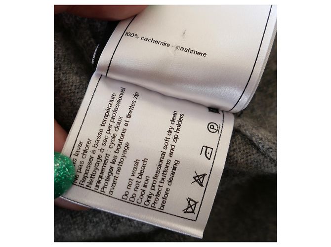 Chanel Sport Line 2009 09P Langer Cashmere-Cardigan mit Reißverschluss Grau - Ansicht 10