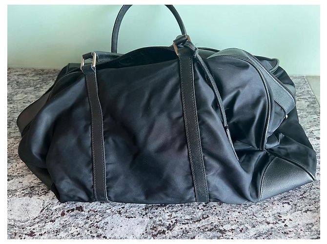 Borsa da viaggio Prada nera in pelle e nylon Nero - vista 2