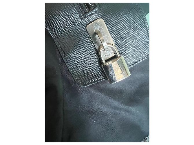Borsa da viaggio Prada nera in pelle e nylon Nero - vista 3