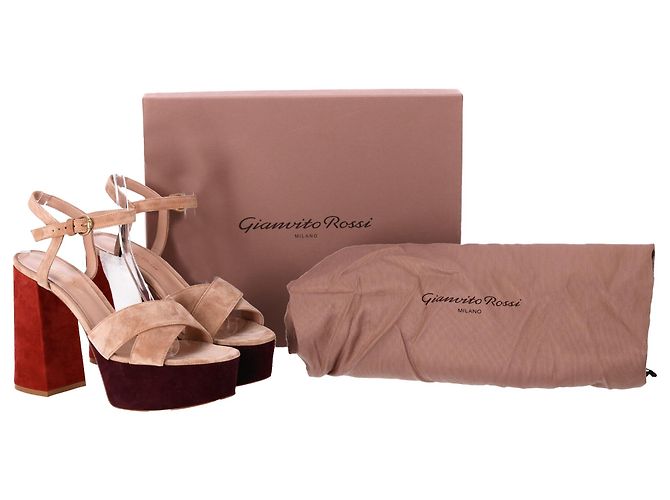 Sandali con tacco a piattaforma Bebe in suede nudo di Gianvito Rossi - vista 8