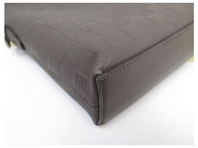 BORSA LOUIS VUITTON PORTADOCUMENTI JOUR IN PELLE DAMIER INFINI A TRACOLLA Taupe - vista 14
