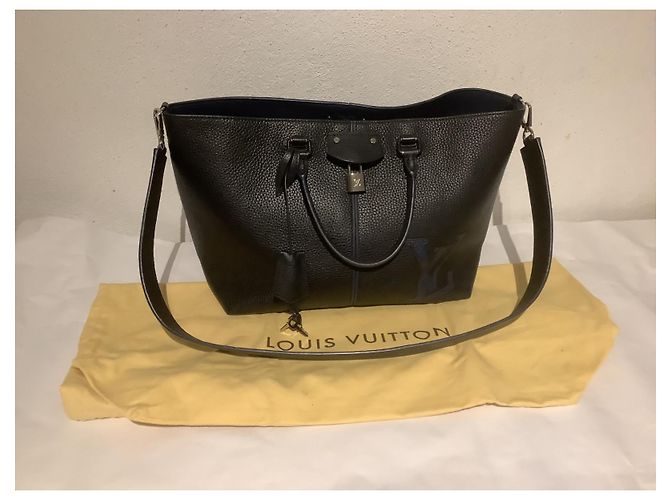 Borsa a mano Louis Vuitton Pernelle in pelle nera Nero - vista 2